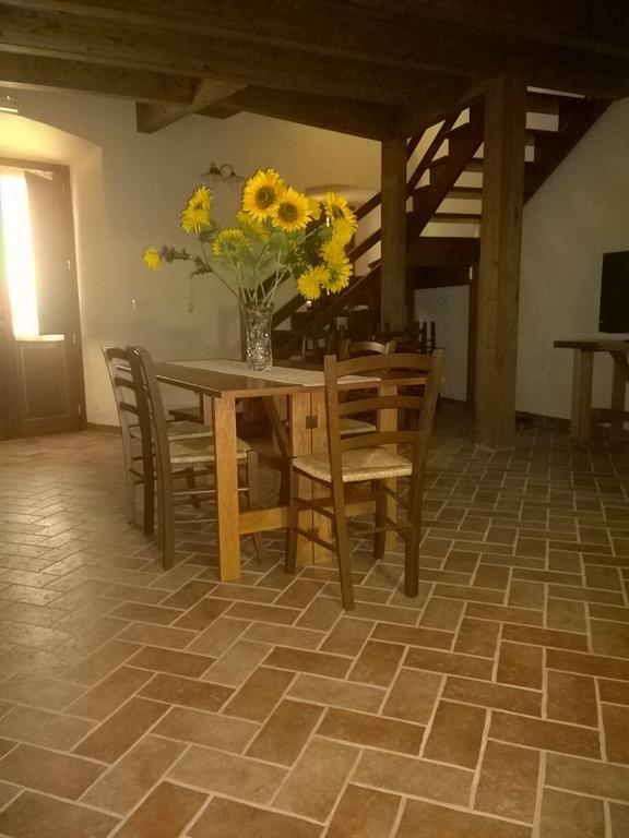 Agriturismo Battaglia Villamassargia Eksteriør billede